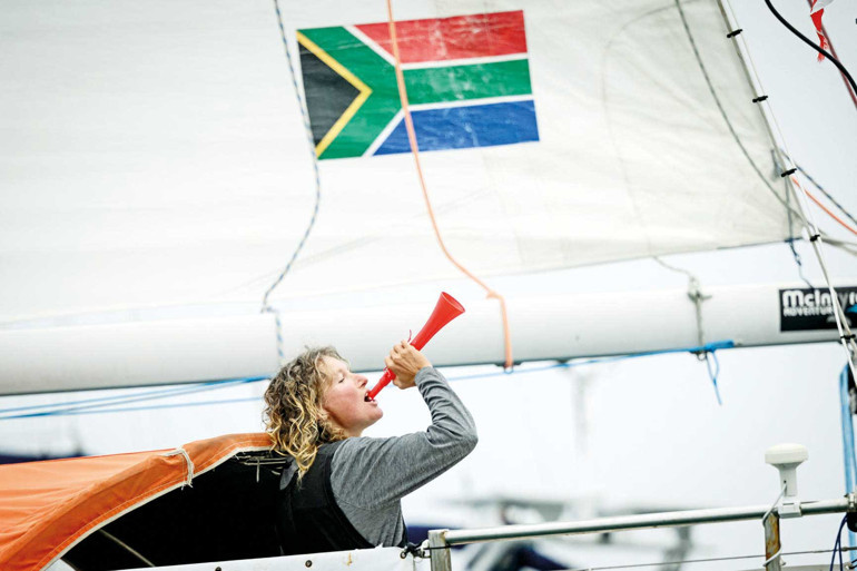 Yelkenlide 234 gün... Denizdeki ‘Altın Küre’ ilk kez bir kadının