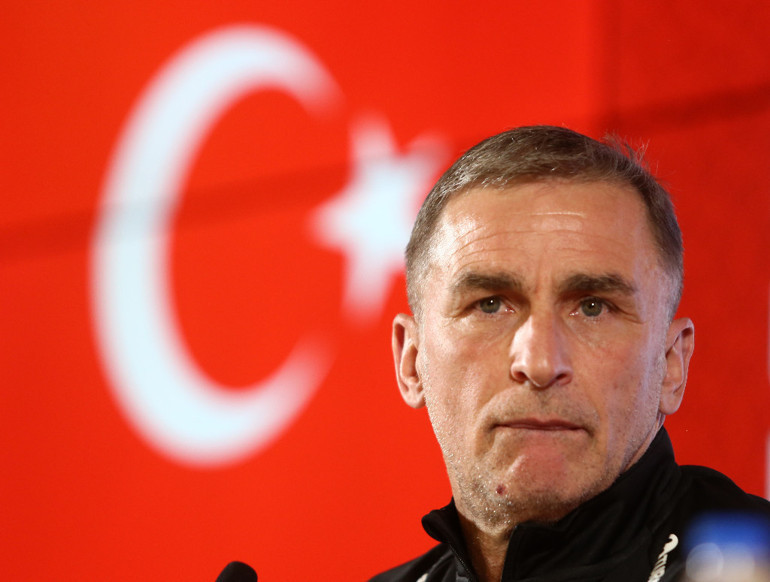 Büyük iddia: Stefan Kuntz gidiyor, Abdullah Avcı geliyor Burak Yılmaz detayı...