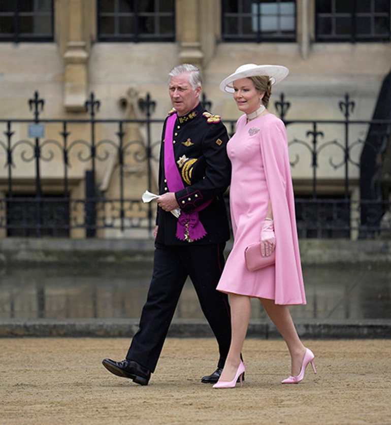 Bir ömür boyu bu anı beklemişti: Aşkına kavuştuğu gibi tacına da kavuştu