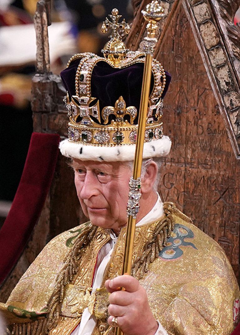 Bir ömür boyu bu anı beklemişti: Aşkına kavuştuğu gibi tacına da kavuştu