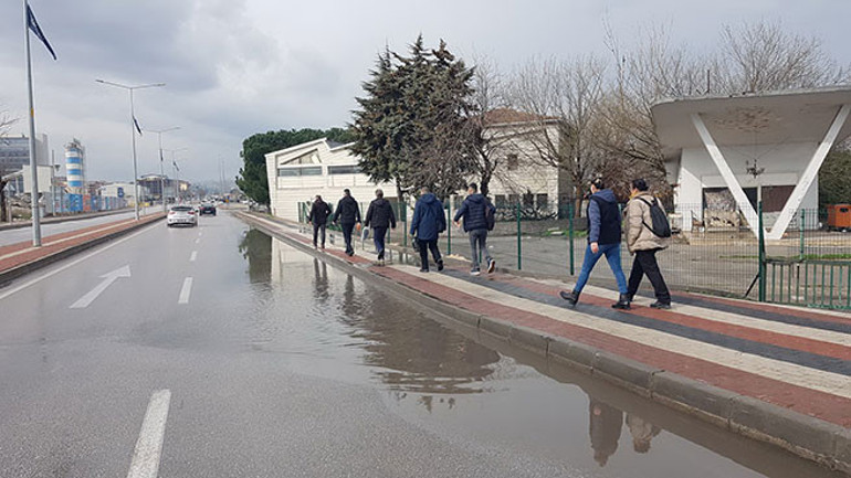 Tek korkan biz miyiz