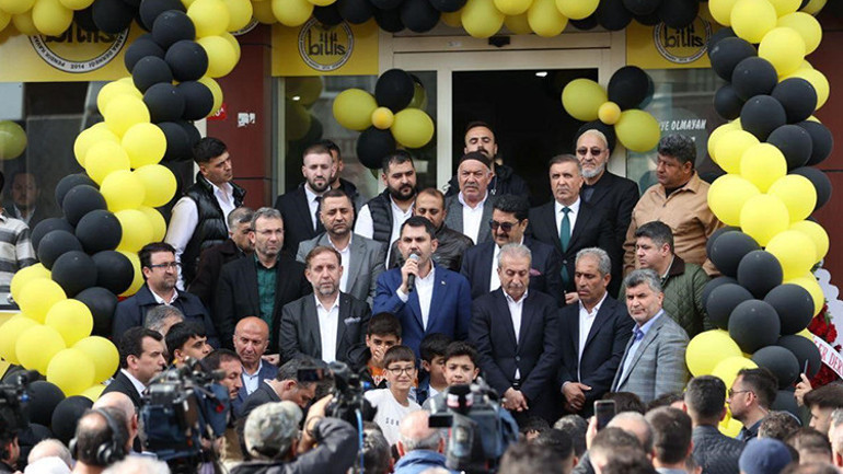 Bakan Kurum: Davosun benzerini Rizemize kazandırıyoruz