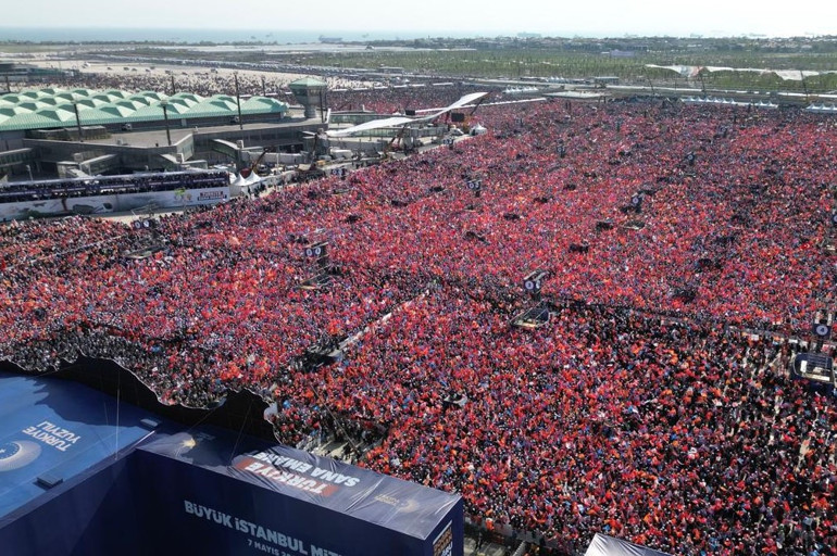 Çevre, Şehircilik ve İklim Değişikliği Bakanı Murat Kurum: Yatırımların arkasında tefeciler değil, sizin emekleriniz var