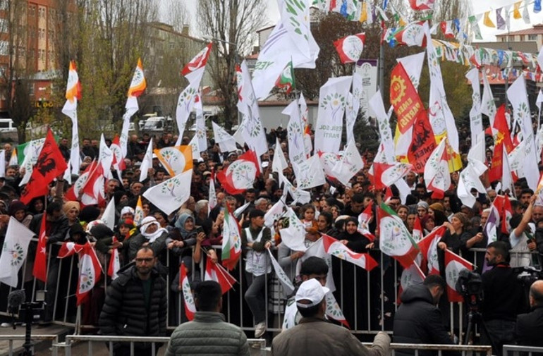Pervin Buldandan Selahattin Demirtaş açıklaması: Özgürlük talebi, 14 Mayıstan sonra gerçekleşecek