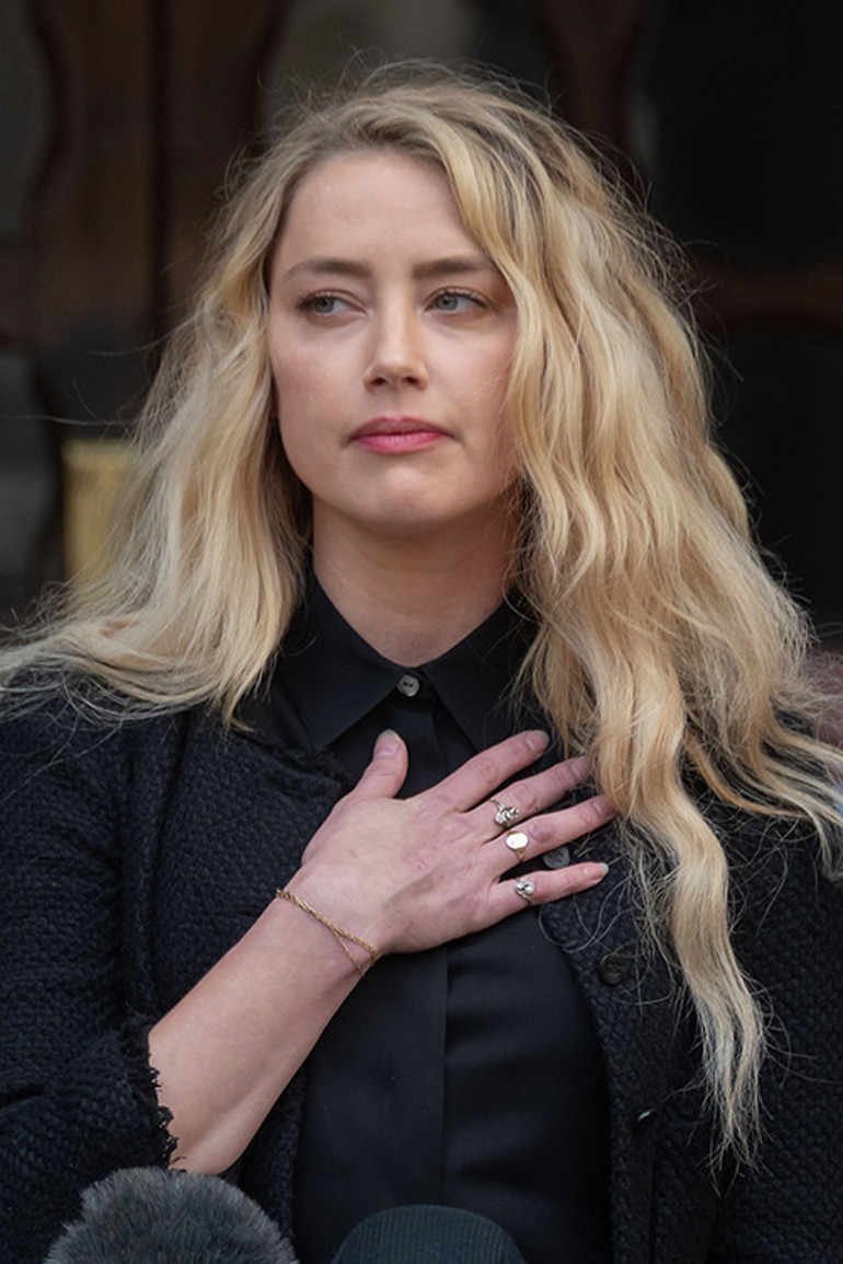 Babasız bebeğiyle birlikte yabancı ülkede yeni bir hayata başladı: Oyunculuğa buruk veda