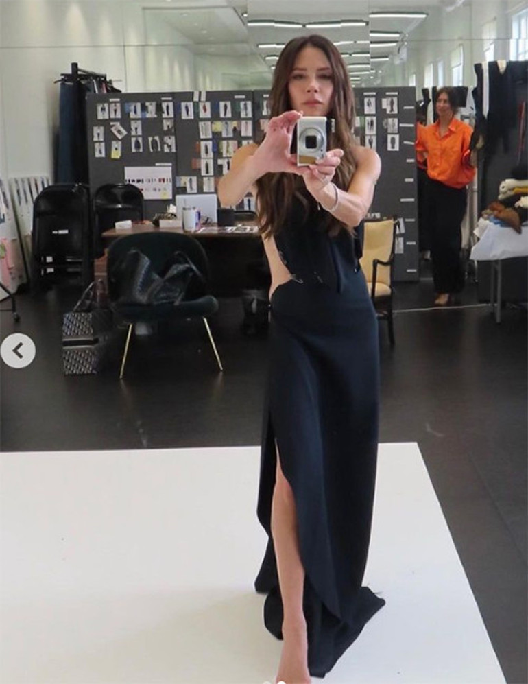 Neredeyse babaanne olacak... Buharda pişmiş sebzeyle yıllara meydan okuyor