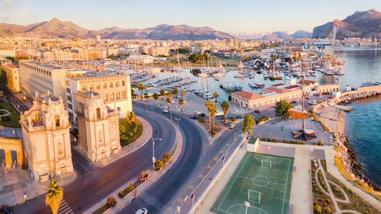 Palermo sizi bekliyor Tarih, kültür ve sanatın dorukta olduğu, huzurlu bir kente iniyorum