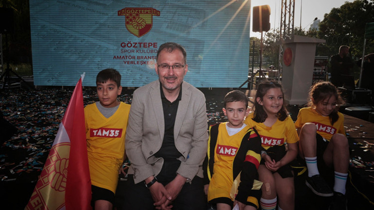 Bakan Kasapoğlu: İzmirin 50 yıllık özlemini bugün gerçekleştiriyoruz