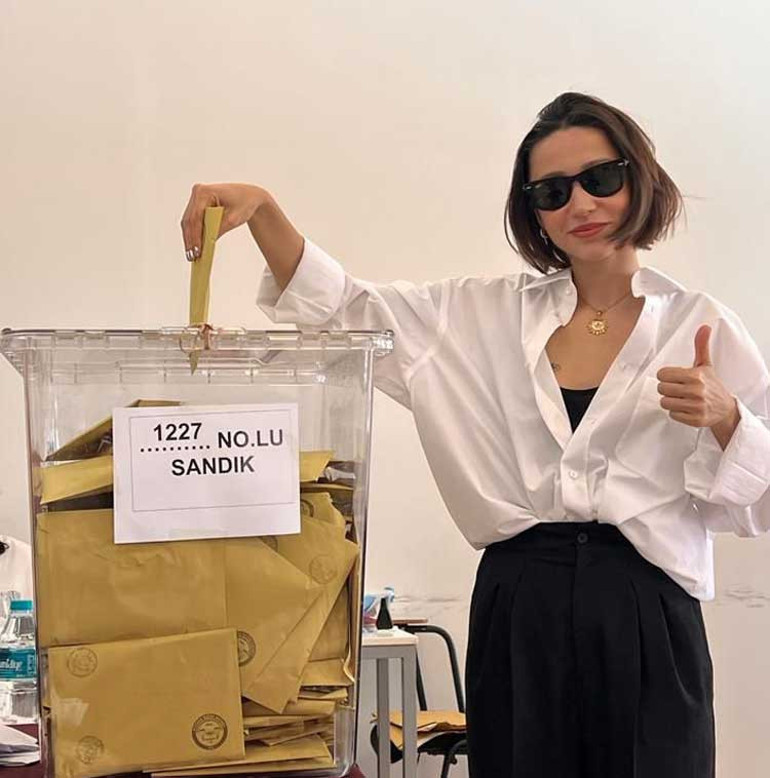 Ünlüler sandık başında