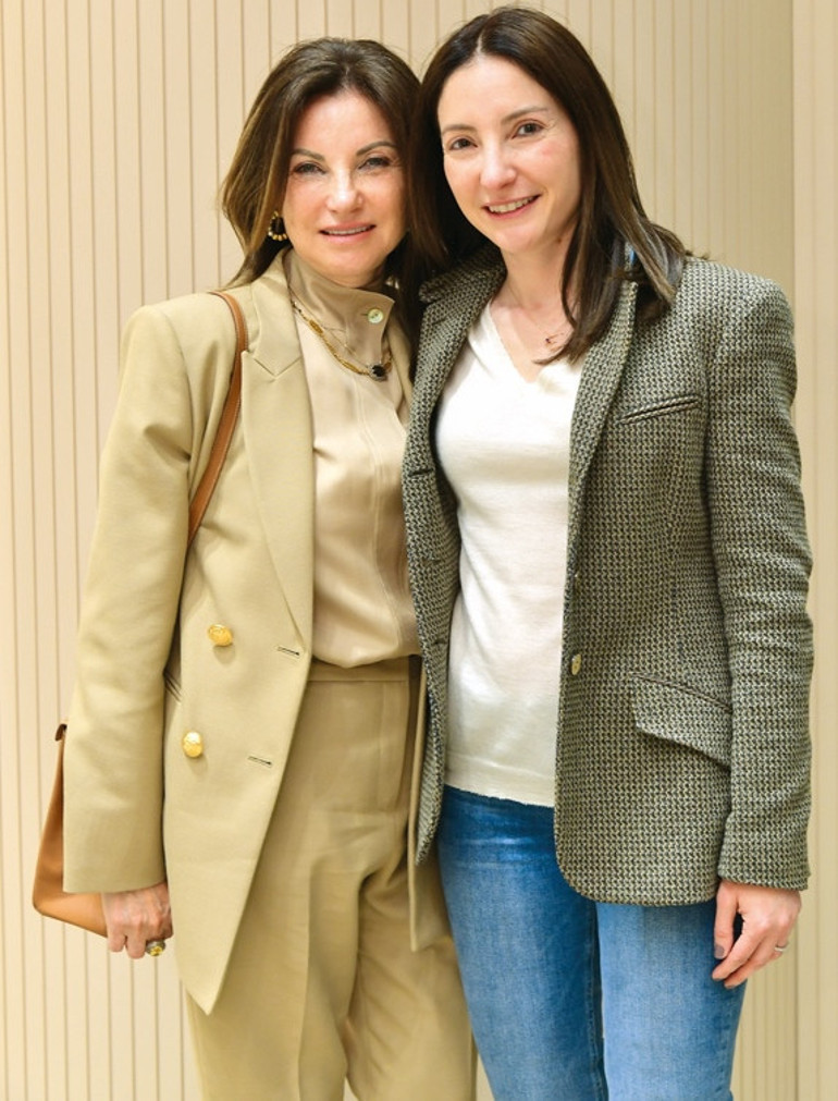 Anneler Günü daveti