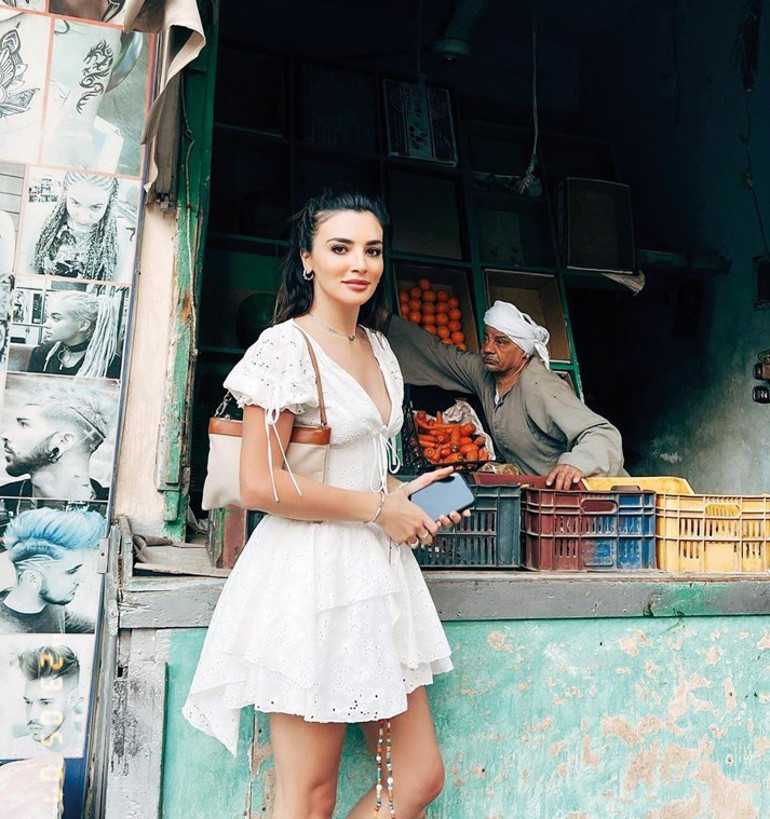 Türkücü Ceylanın imdadına Demet Akalın yetişti