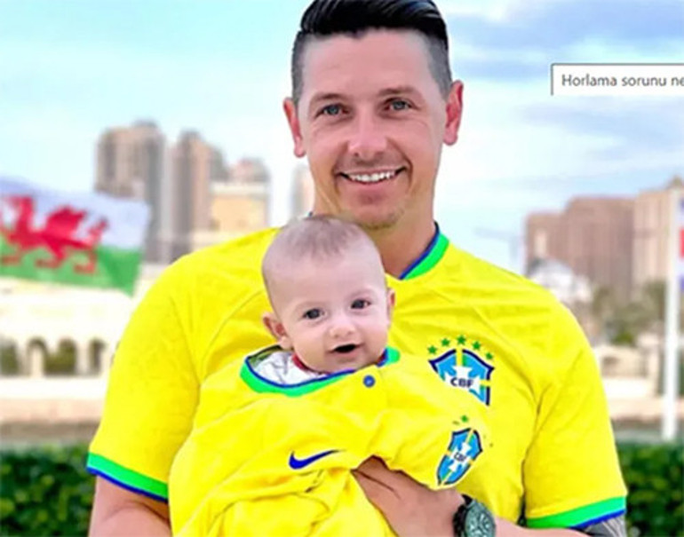 Bir yıl sonra yine aynı yerde: Merdivenlerde aşka geldiler