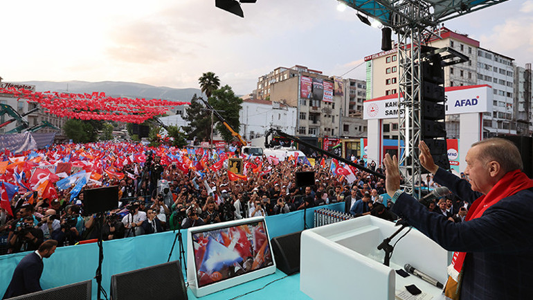 Son dakika: Cumhurbaşkanı Erdoğan: AFADın hak sahipliği başvuruları E-Devlet üzerinden yapılabilecek