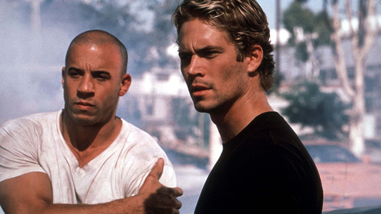 Ünlü oyuncu 10 yıl önce ölmüştü... Kızı, onu ünlendiren filmde rol aldı: Babam bana hâlâ işaretler yolluyor