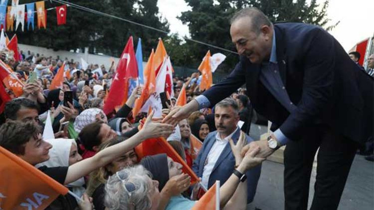 Çavuşoğlu: Kılıçdaroğlu, YPG/PYD terör örgütü mü değil mi