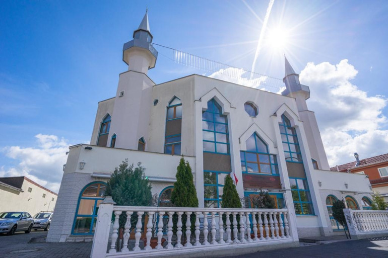 Göttingen Camii’ne ırkçı tehdit mektubu