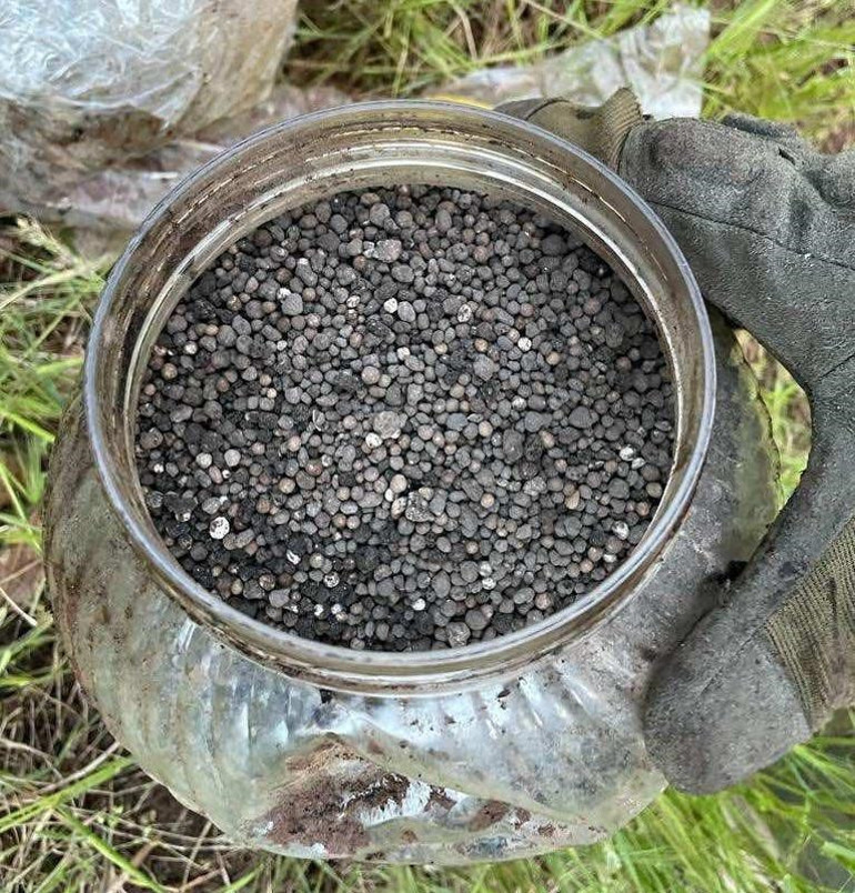 Bingöl’de toprağa gömülü patlayıcı madde ele geçirildi