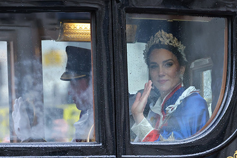 Ne Kayınpederine karşı gelmek mi Kate yapmaz öyle şey