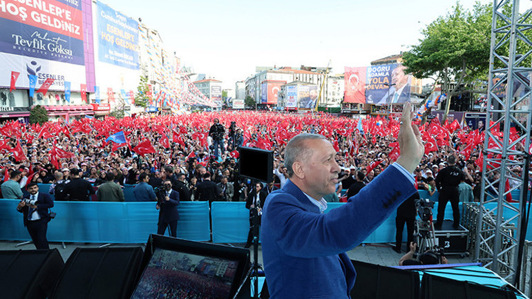 Böyle siyaset olmaz Cumhurbaşkanı Erdoğandan İmamoğluna tepki: Pazarcıyla kavga edilir mi