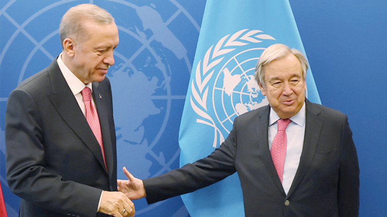 Dünyanın dört bir yanından tebrik mesajları