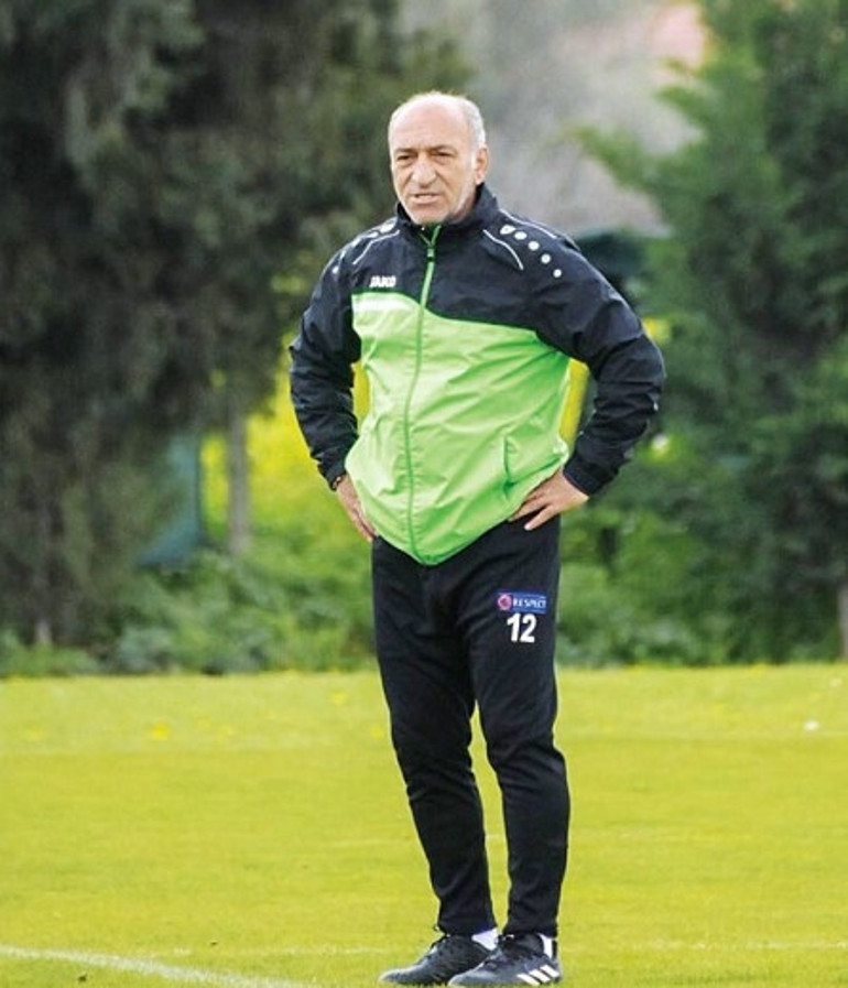 Akhisar’ın gururu gençler