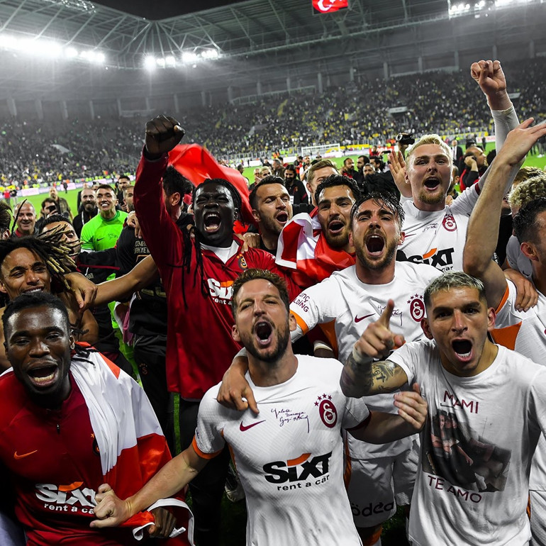 Şampiyon Galatasaray Avrupada da zirvede Fenerbahçe ile fark açılıyor... Süper Ligin Real Madridi