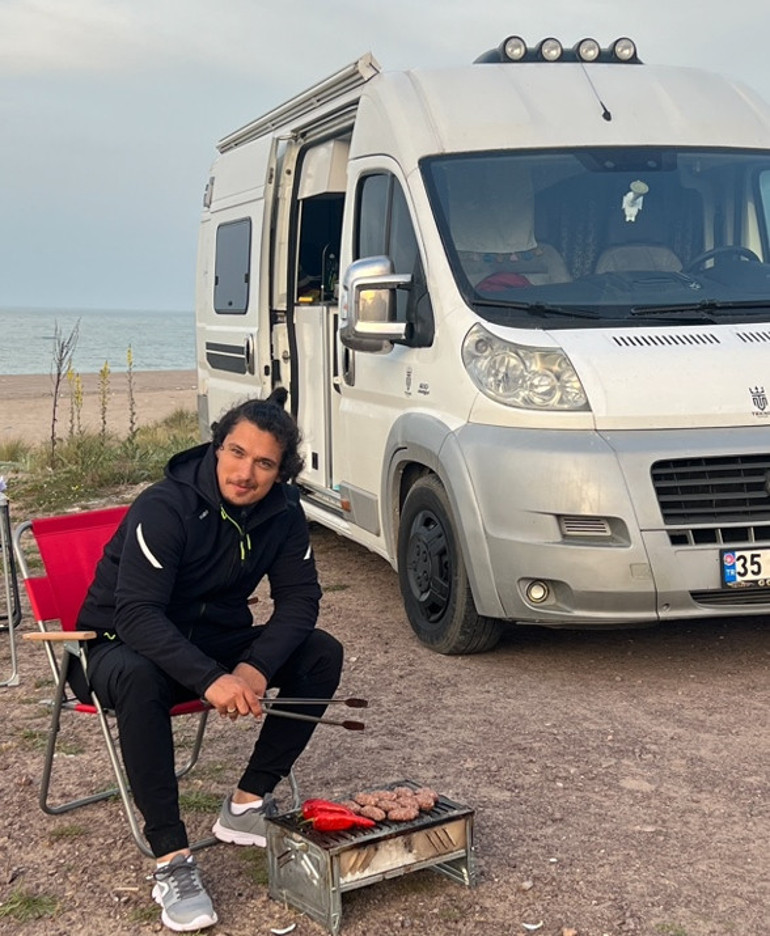 Boğaçın karavanı... Huzuru doğada buldu