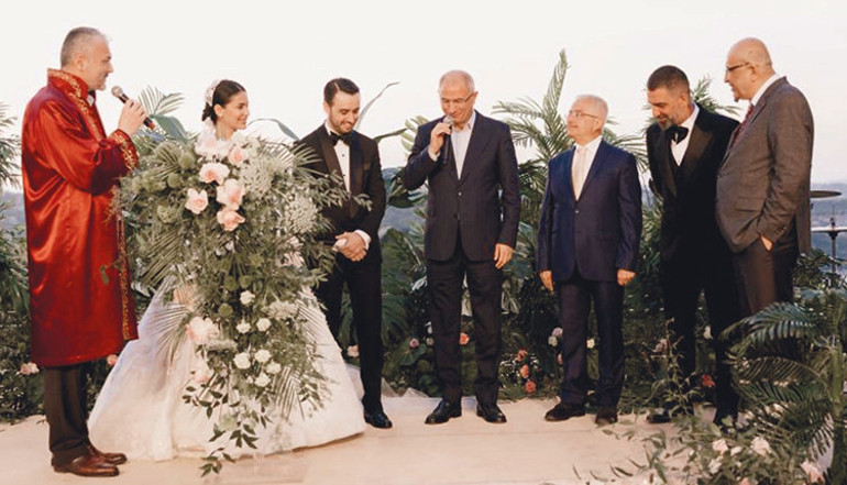 Ceyda Düvenci-Bülent Şakrak çifti boşanıyor