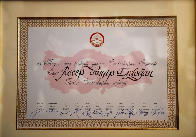 Cumhurbaşkanı Erdoğanın mazbatası teslim edildi