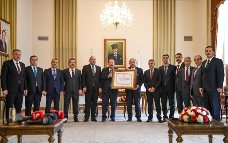 Cumhurbaşkanı Erdoğanın mazbatası teslim edildi