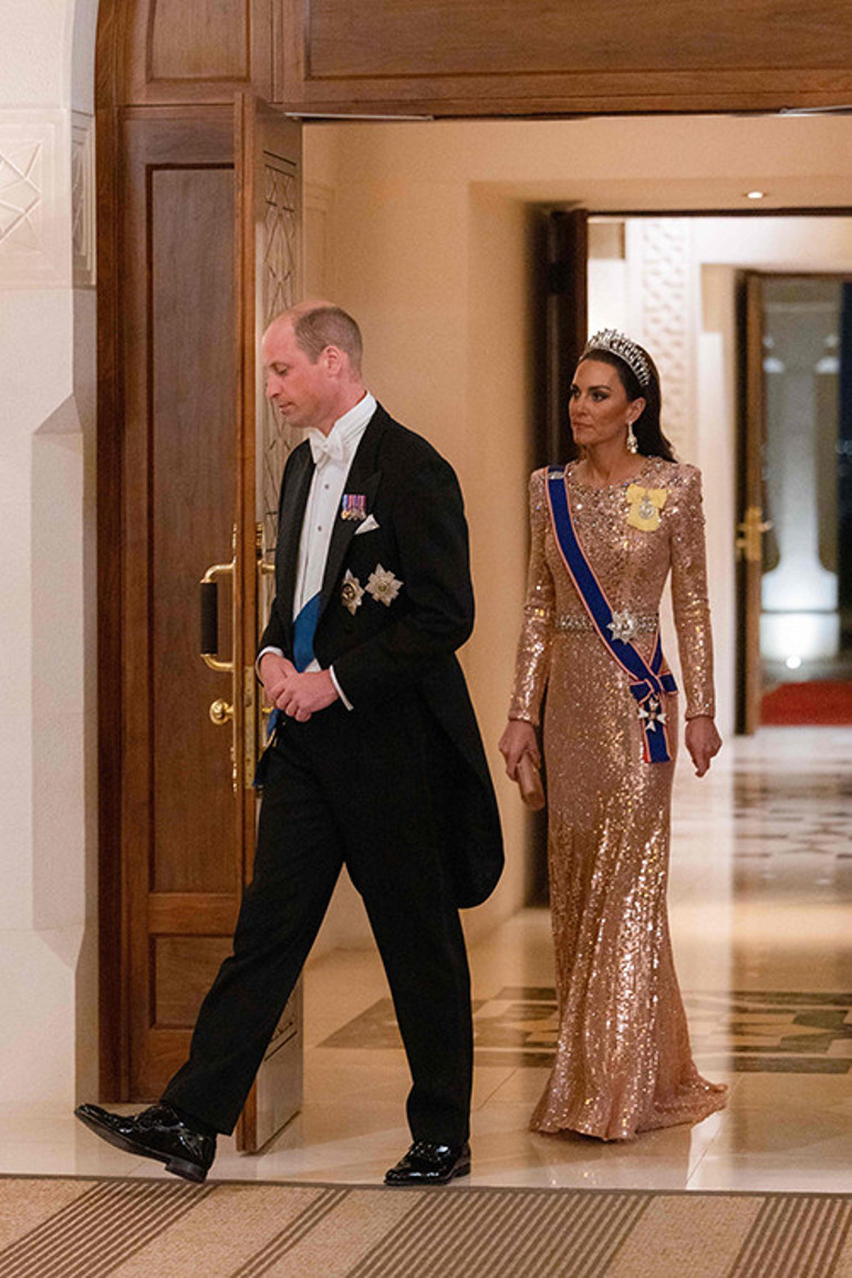 Düğünün açık ara en çok dikkat çeken konuğuydu: Kate şeffaf giyer mi hiç