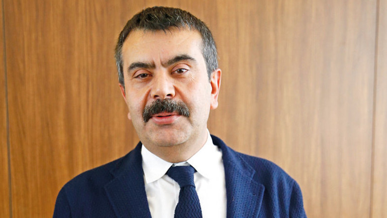 Yeni kabinenin şifreleri 2 isim dışında tüm bakanlar sil baştan