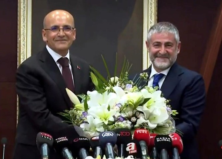 Bakan Şimşek, görevi devraldı: Türkiyenin rasyonel zemine dönme dışında seçeneği kalmamıştır