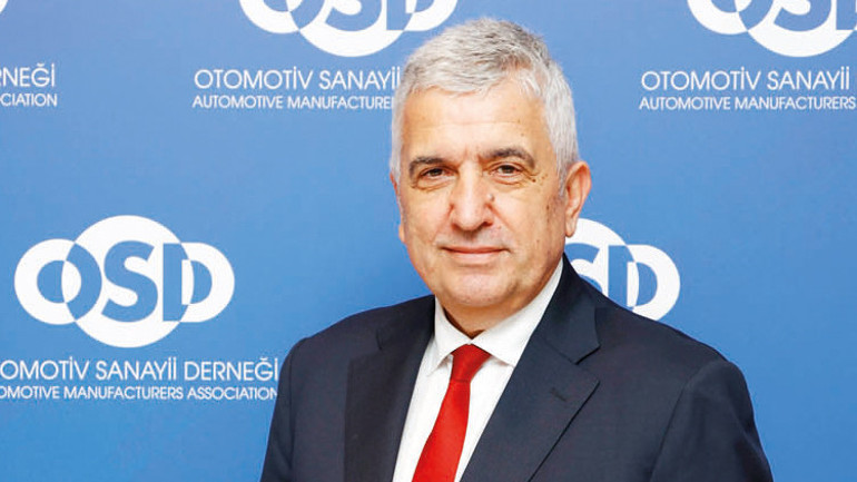 Satışları 3 keskin viraj belirleyecek Otomotiv sektöründe gözler yeni ekonomi yönetiminin atacağı adımlara çevrildi