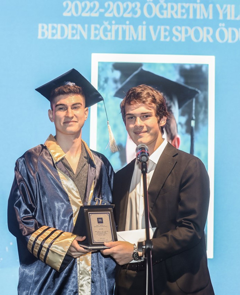 Ata Koleji’nde 65inci Dönem mezuniyet coşkusu