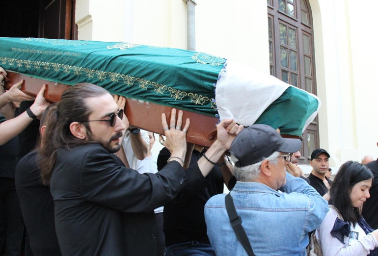 Bir avuç kaldık Nurhan Damcıoğluna acı veda...