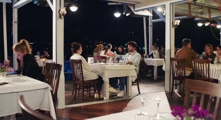 Kraliçenin final bölümü nefes kesti... İşte yaşananlar