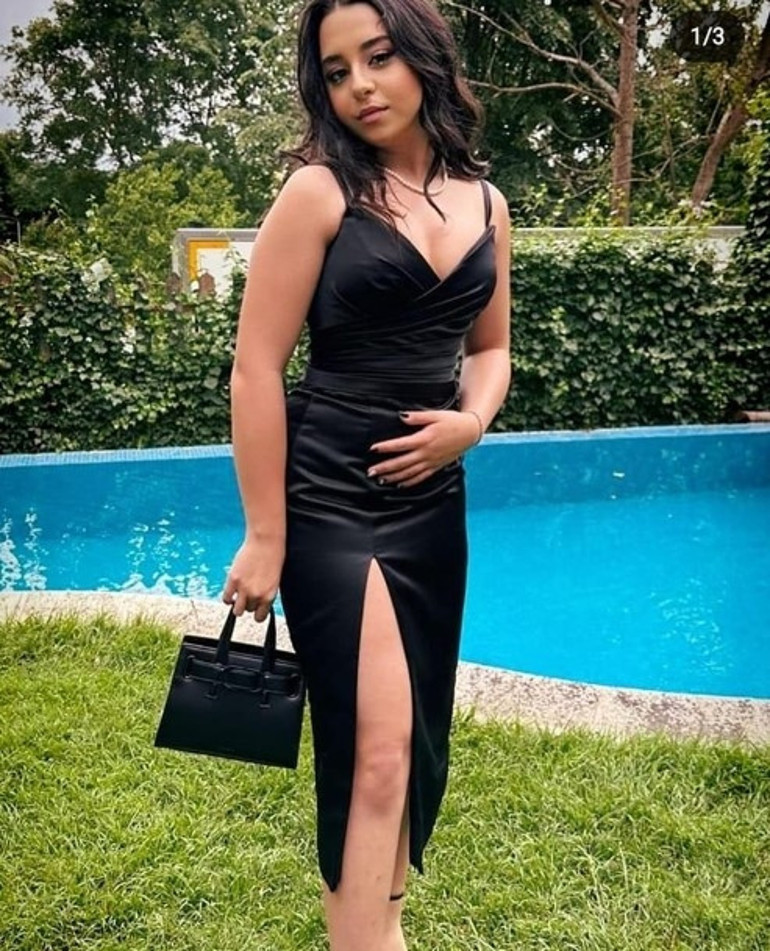 Beren büyüdü, mezun oldu