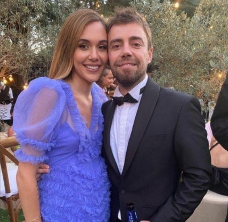 Murat Dalkılıç, Berfu Yenenlerin oyununa geldi