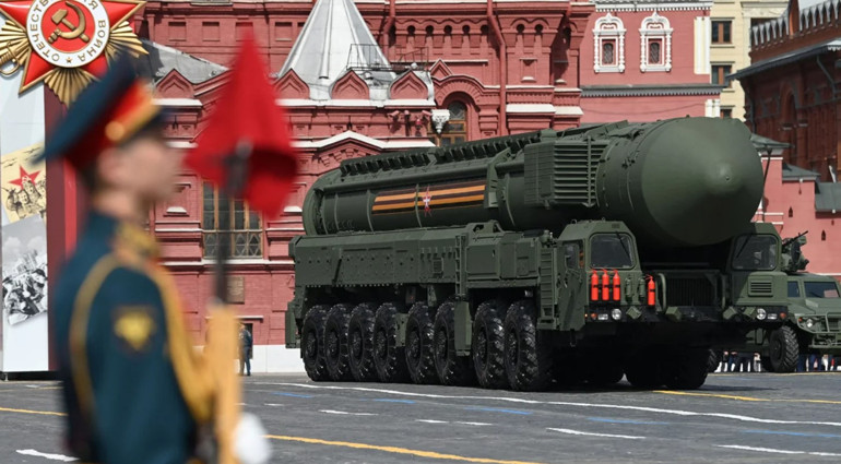 Batıyı ayağa kaldıran haber Putin nükleer silahlar için tarih verdi