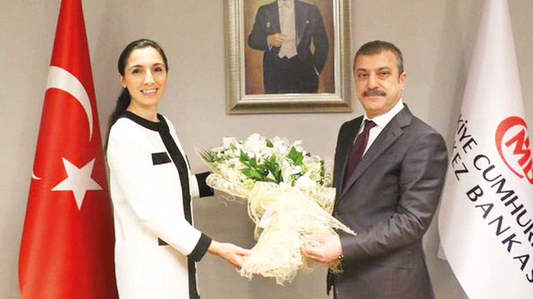 Paranın kalbi Erkan’a emanet