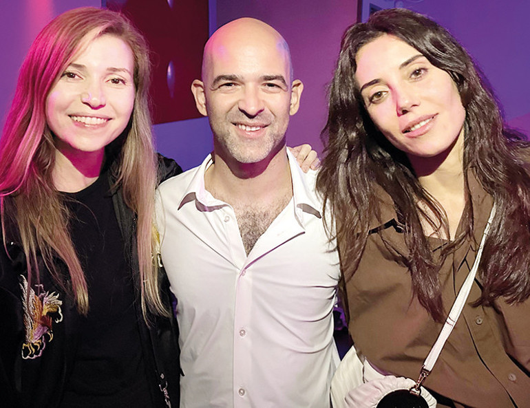 Zeynep Bastık: Bizim ilişkimiz dostluğa dönüştü