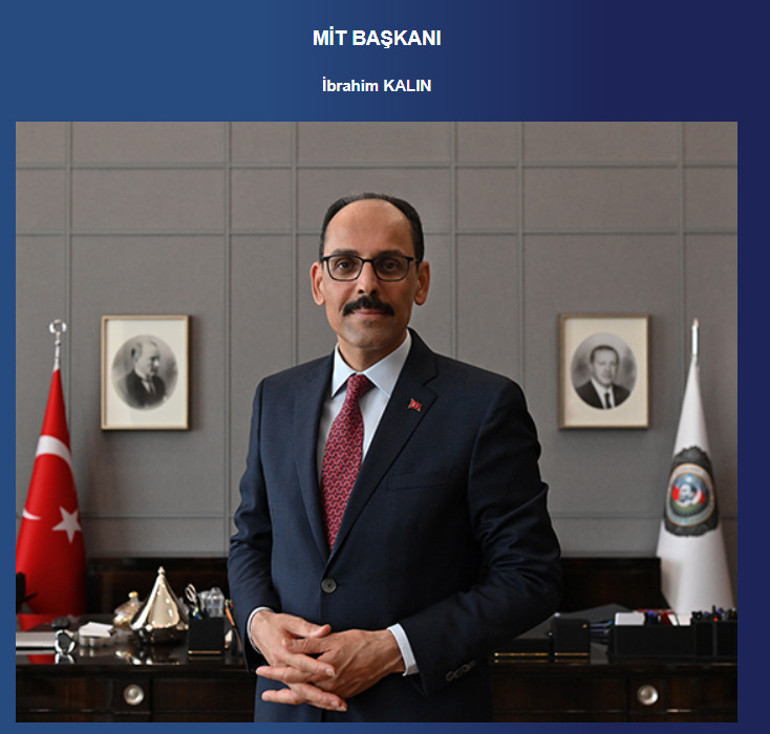 Yeni MİT Başkanı İbrahim Kalından makam odasından ilk fotoğraf