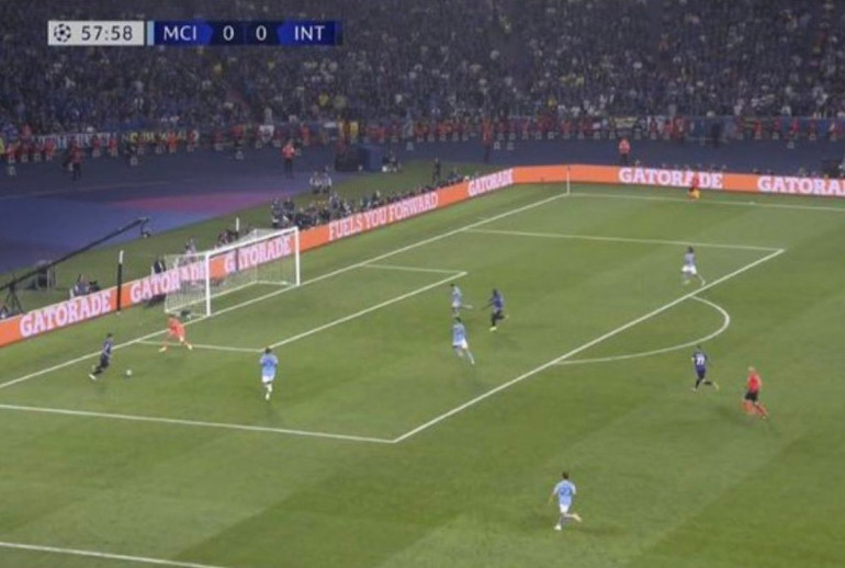 Şampiyonlar Ligi finalinde Manchester Cityye kaybeden Interde Romelu Lukaku saç baş yoldurdu 2020de yaptığını yine yaptı...