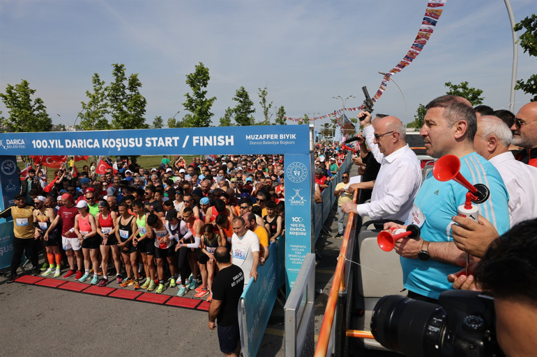 100. Yıl Darıca Koşusu yapıldı