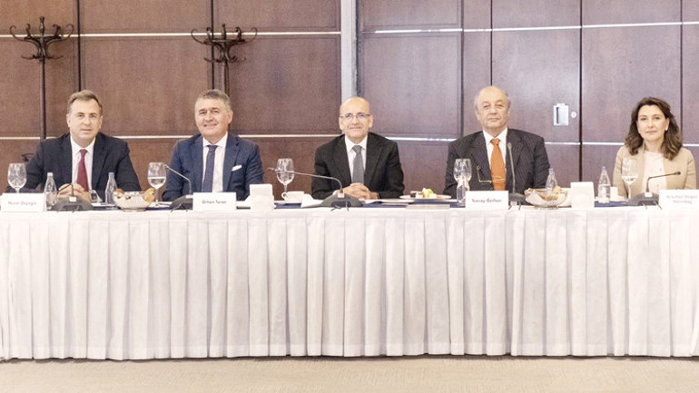 Bakan Şimşek’ten bankalar ve TÜSİAD görüşmelerinin ardından önemli mesaj: Refahı arttıracak modelle yola devam