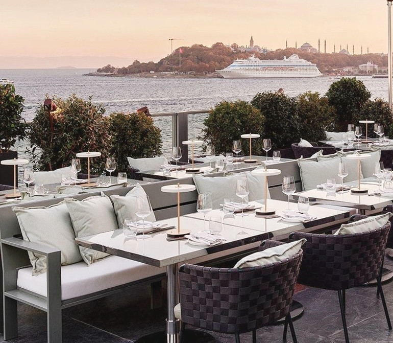 Karaköy ve Galataport rehberi... Biraz tarih,  biraz eğlence, bolca sanat