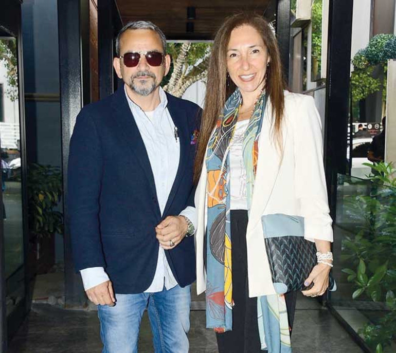 Üçüncü bebek yolda Arda-Aslıhan Turan çiftinin büyük heyecanı...