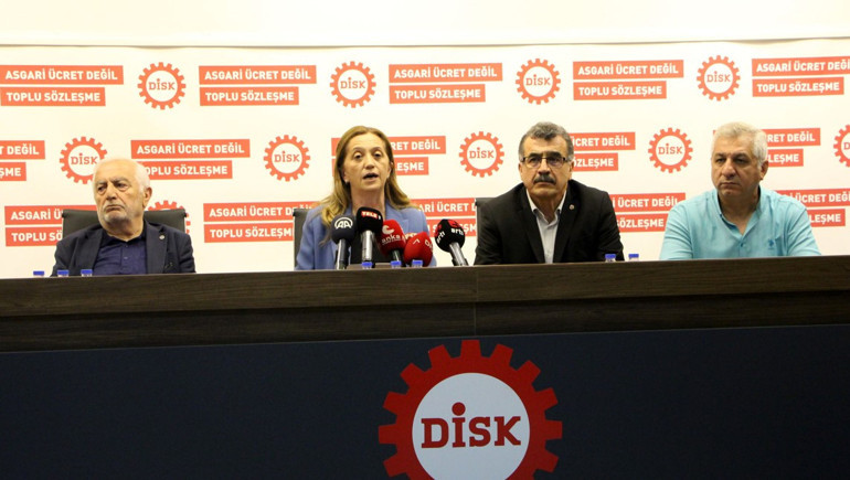DİSK yöneticisi gazeteci ile tartıştı: Gelme lan bir daha