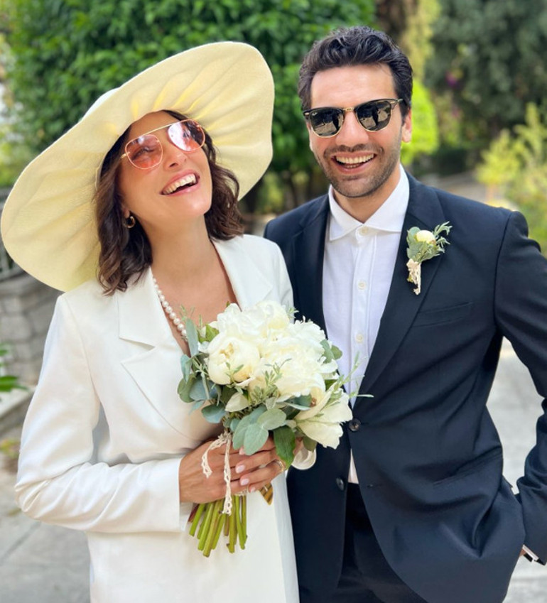 Kaan Urgancıoğlu hamile eşi Burcu Denizer’le Çeşmede... İşte ilk fotoğraf